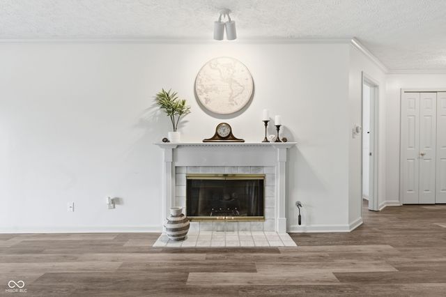 7601 Newport Bay Drive 110, Indianapolis, IN 46240