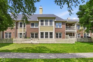 7601 Newport Bay Drive 110, Indianapolis, IN 46240