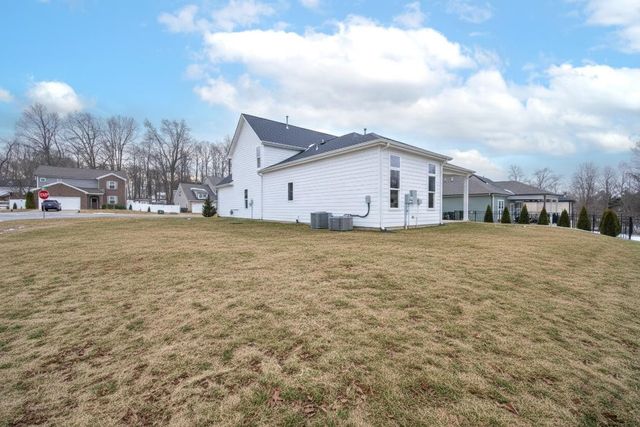 4144 Socata Ct, Cross Plains, TN 37049