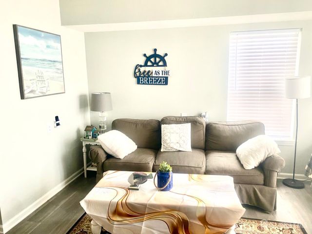 28 Bay Avenue, Keansburg, NJ 07734