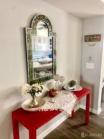 28 Bay Avenue, Keansburg, NJ 07734