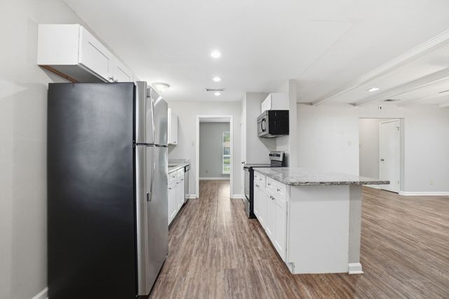 2324 Lovell Drive, Mesquite, TX 75150