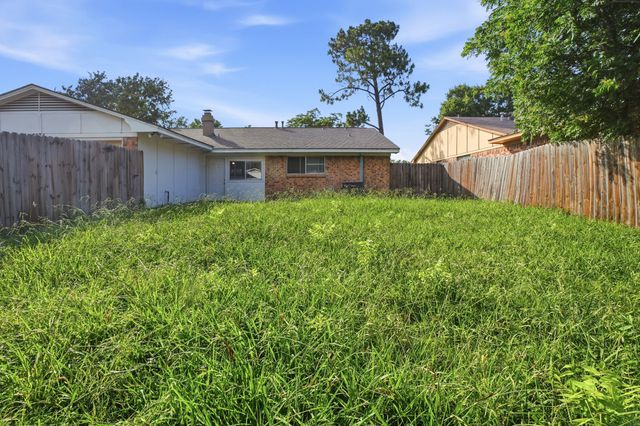 2324 Lovell Drive, Mesquite, TX 75150