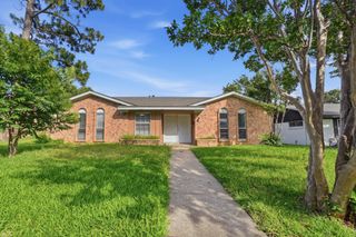 2324 Lovell Drive, Mesquite, TX 75150