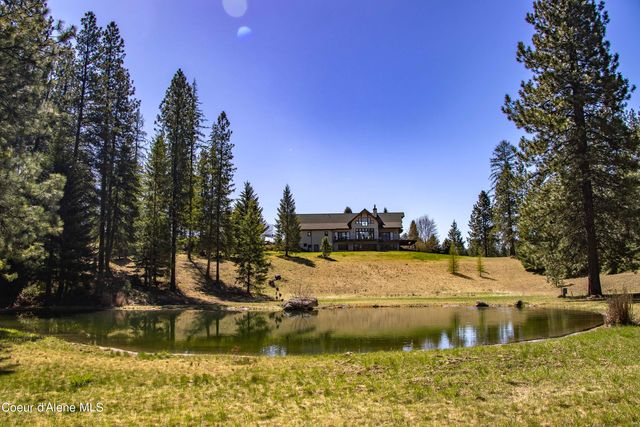 877 Heath Lake RD, Sagle, ID 83860