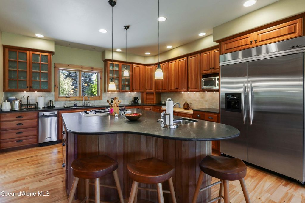 877 Heath Lake RD, Sagle, ID 83860 photo 12