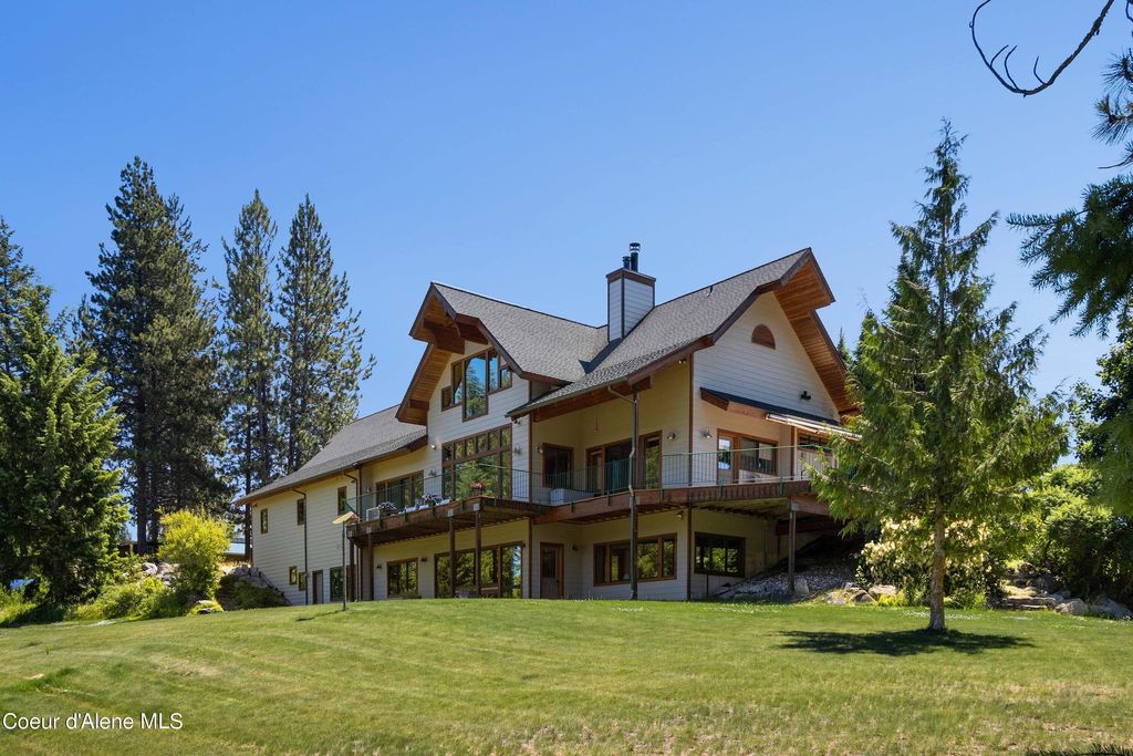 877 Heath Lake RD, Sagle, ID 83860 photo 4