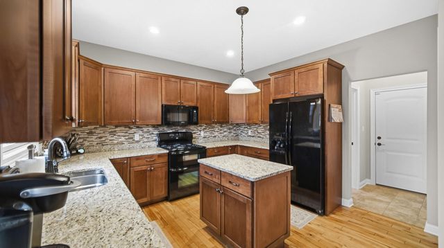 9723 Elle Avenue, St. John, IN 46373