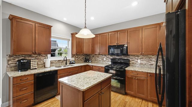 9723 Elle Avenue, St. John, IN 46373