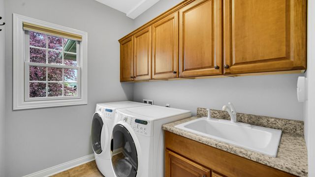 9723 Elle Avenue, St. John, IN 46373