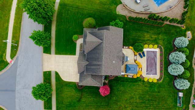 9723 Elle Avenue, St. John, IN 46373