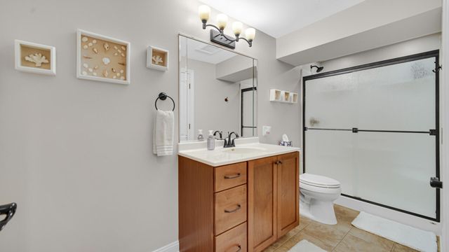 9723 Elle Avenue, St. John, IN 46373