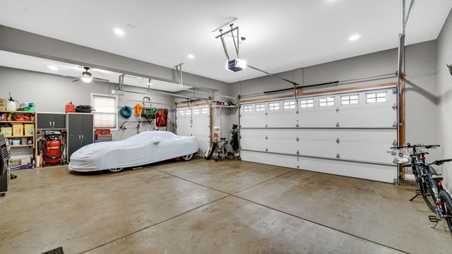9723 Elle Avenue, St. John, IN 46373