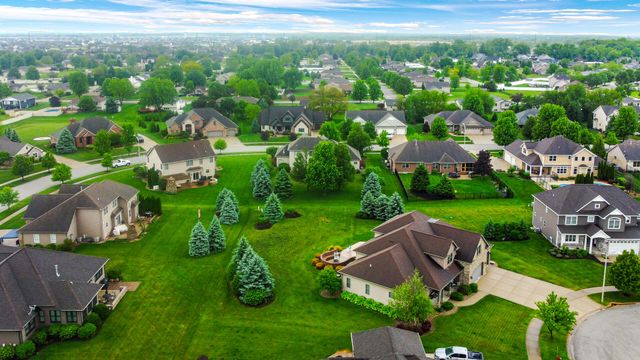 9723 Elle Avenue, St. John, IN 46373
