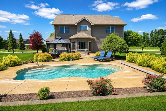 9723 Elle Avenue, St. John, IN 46373