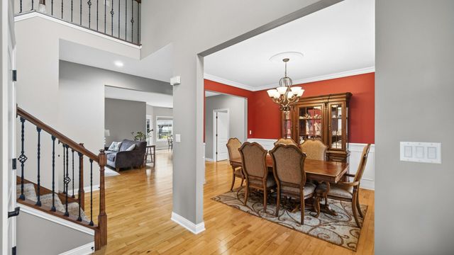 9723 Elle Avenue, St. John, IN 46373
