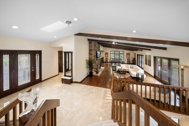 7 Bell Oak Lane, Lemont, IL 60439