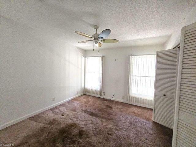 1010 High Ridge Road, Kernersville, NC 27284