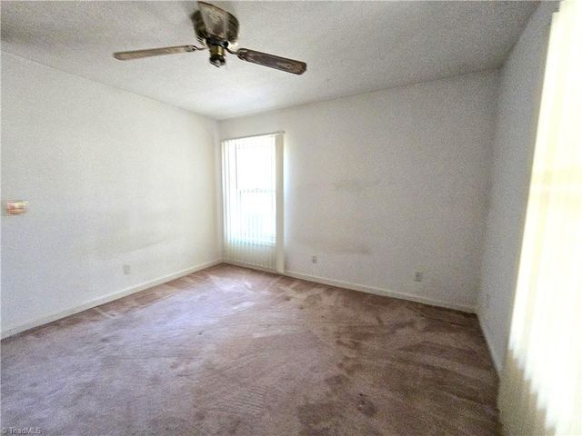 1010 High Ridge Road, Kernersville, NC 27284