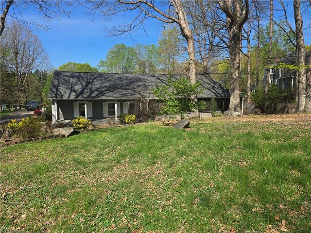 1010 High Ridge Road, Kernersville, NC 27284