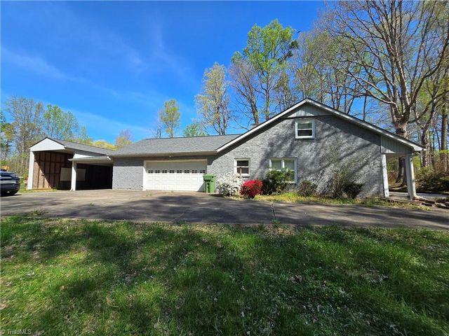 1010 High Ridge Road, Kernersville, NC 27284
