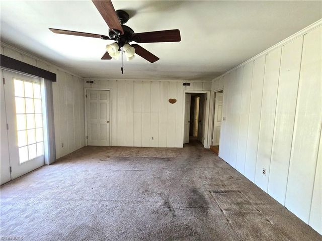 1010 High Ridge Road, Kernersville, NC 27284