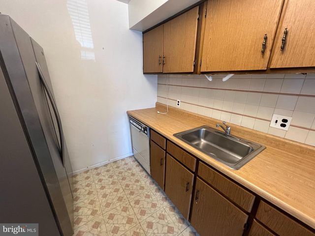 808 MIDDLETON PL, West Norriton, PA 19403