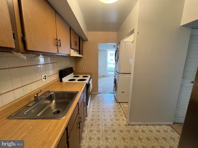 808 MIDDLETON PL, West Norriton, PA 19403