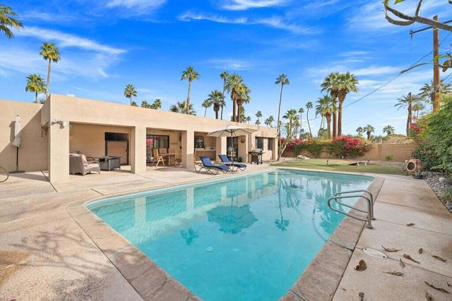 74681 Peppertree Drive, Palm Desert, CA 92260