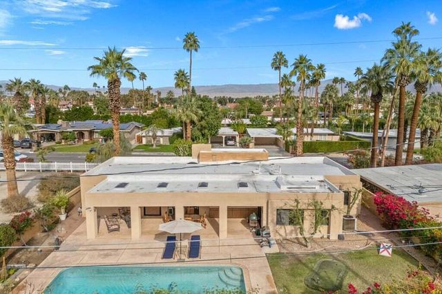 74681 Peppertree Drive, Palm Desert, CA 92260