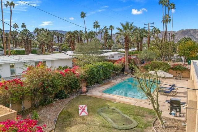 74681 Peppertree Drive, Palm Desert, CA 92260