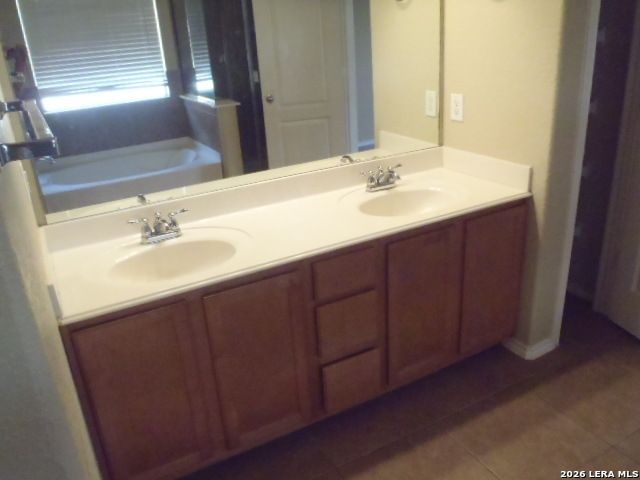 1938 Spotted Owl, New Braunfels, TX 78130