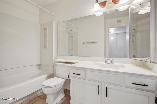 533 W GUADALUPE Road 2022, Mesa, AZ 85210