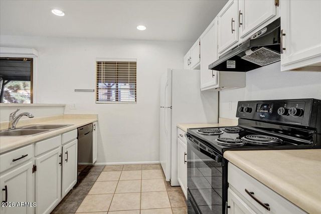 533 W GUADALUPE Road 2022, Mesa, AZ 85210