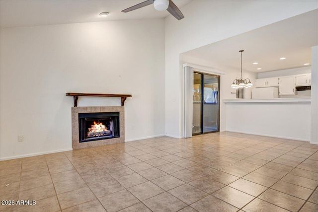 533 W GUADALUPE Road 2022, Mesa, AZ 85210