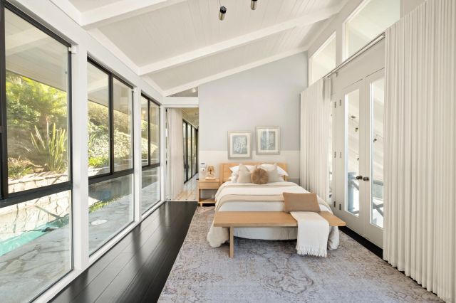 1705 Valdes Dr, La Jolla, CA 92037