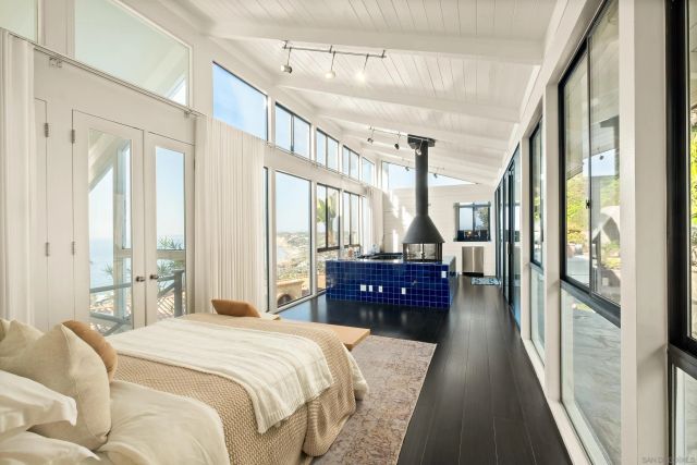 1705 Valdes Dr, La Jolla, CA 92037