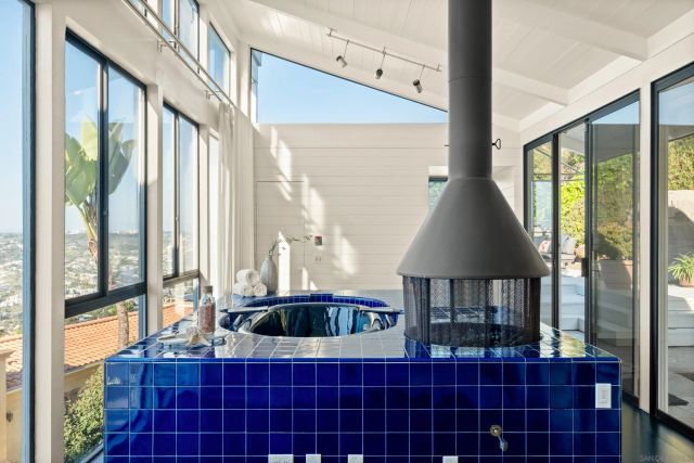 1705 Valdes Dr, La Jolla, CA 92037