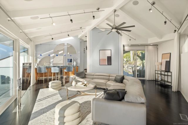 1705 Valdes Dr, La Jolla, CA 92037