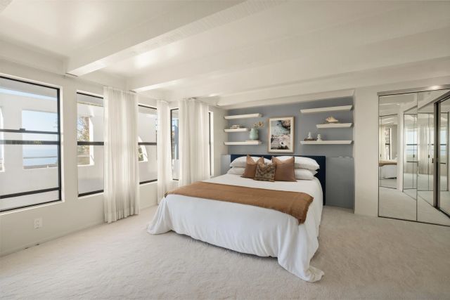 1705 Valdes Dr, La Jolla, CA 92037