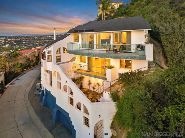 1705 Valdes Dr, La Jolla, CA 92037