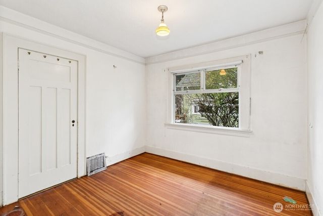 5627 44th Avenue SW, Seattle, WA 98136