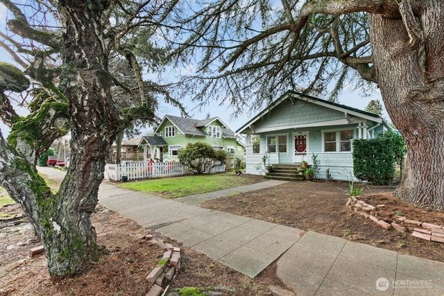 5627 44th Avenue SW, Seattle, WA 98136