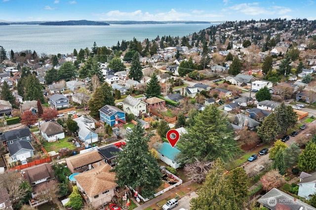 5627 44th Avenue SW, Seattle, WA 98136