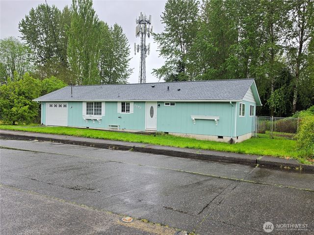 3293 Olive Way, Longview, WA 98632