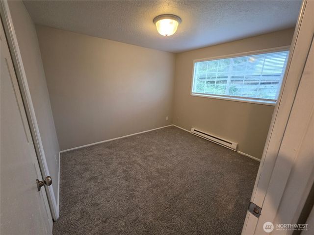 3293 Olive Way, Longview, WA 98632