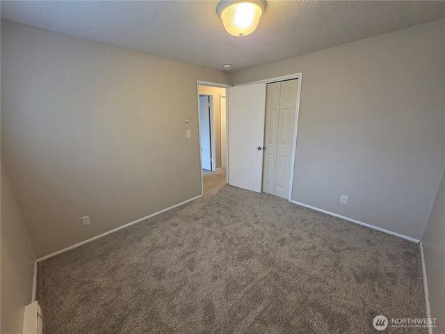 3293 Olive Way, Longview, WA 98632
