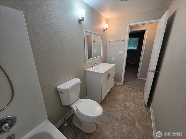 3293 Olive Way, Longview, WA 98632
