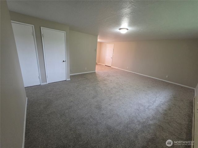 3293 Olive Way, Longview, WA 98632
