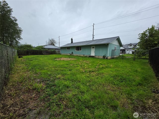 3293 Olive Way, Longview, WA 98632